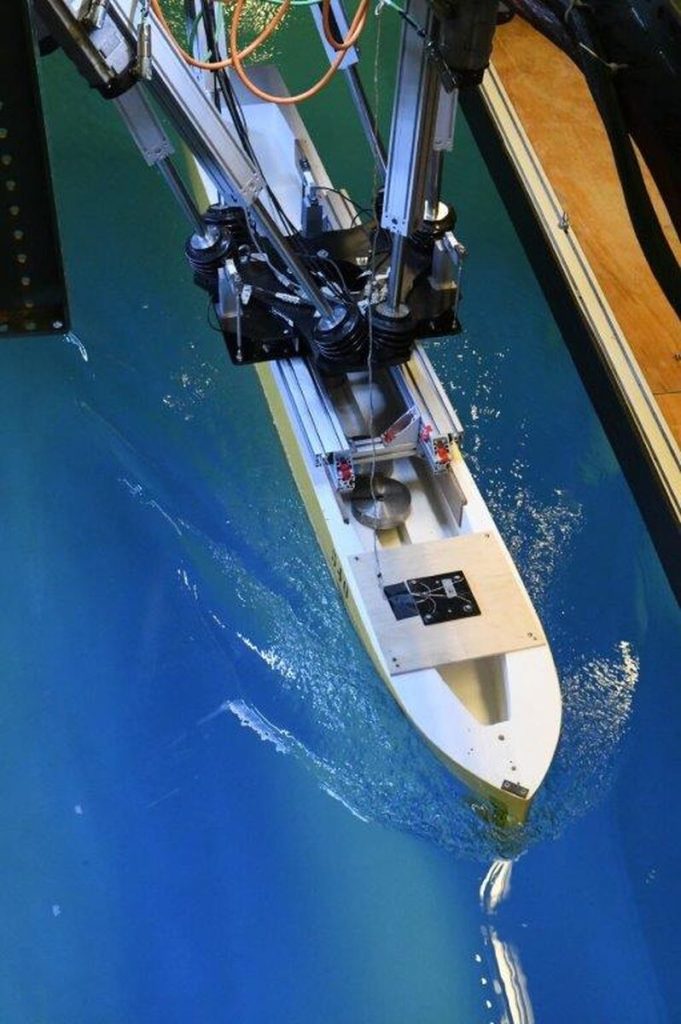 Delft University of Technology hull model in towing tank